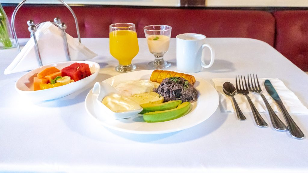 San Jose hotel with free breakfast